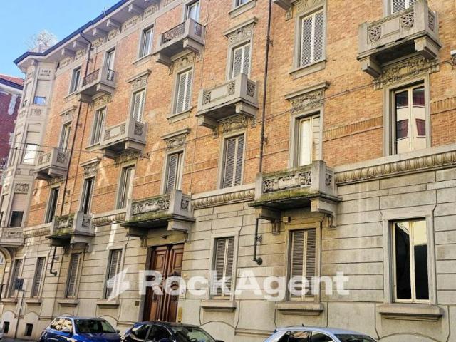 Appartamento PLURILOCALE in affitto a Torino To