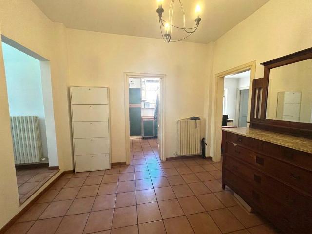 Appartamento Quadrilocale a Ovest, Bologna