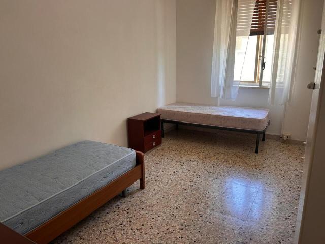 Appartamento Quadrilocale a Tisia Tica Zecchino, Siracusa