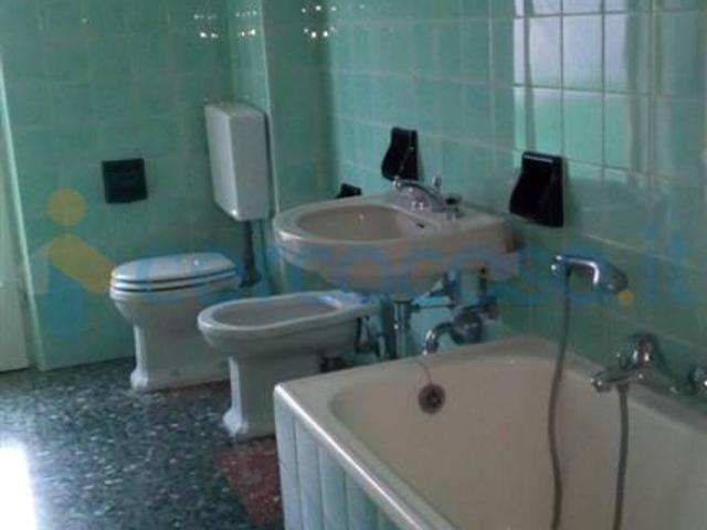 Appartamento Quadrilocale da ristrutturare in affitto a Bolzano