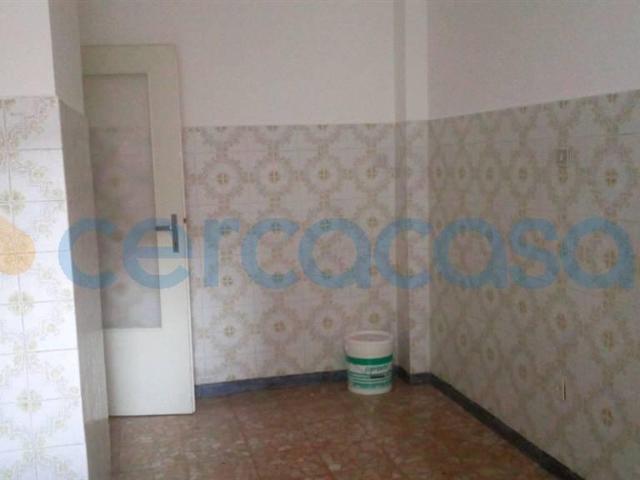 Appartamento Quadrilocale da ristrutturare in affitto a Bolzano