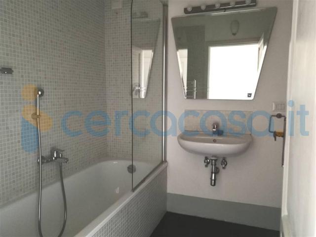 Appartamento Quadrilocale in ottime condizioni in affitto a Firenze