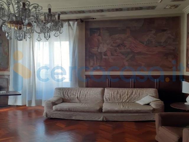 Appartamento Quadrilocale in ottime condizioni, in affitto in Via V Giornate 31, Firenze
