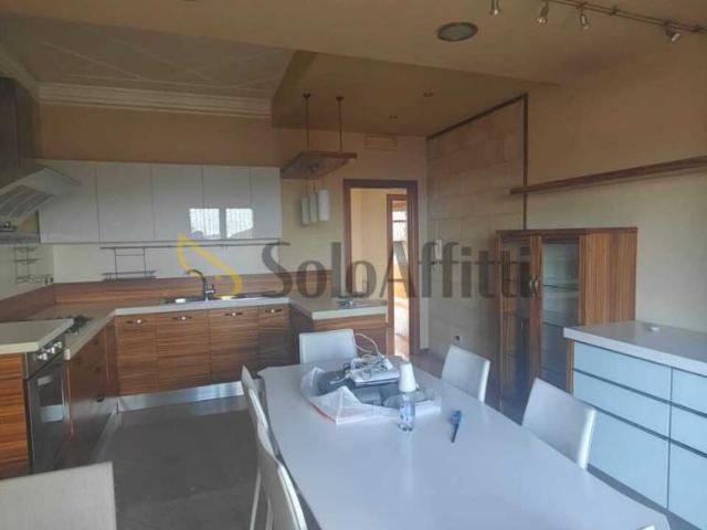 Appartamento QUADRILOCALE in affitto a Viagrande Ct