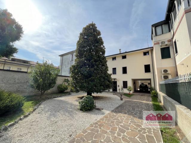 Appartamento QUADRILOCALE in affitto a Vicenza Vi