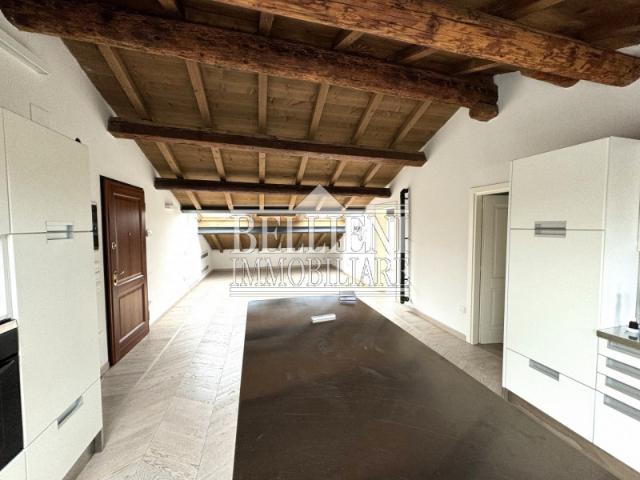 Appartamento QUADRILOCALE in affitto a Vicenza Vi