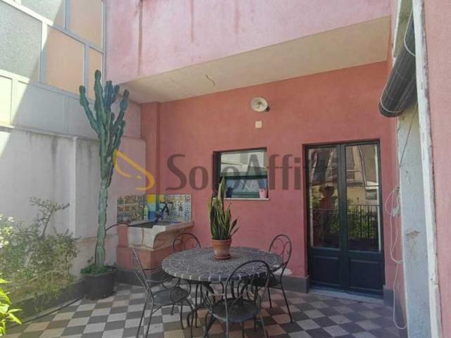 Appartamento QUADRILOCALE in affitto a Acireale Ct