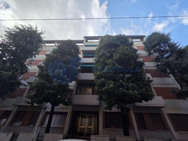 Appartamento QUADRILOCALE in affitto a Bologna Bo