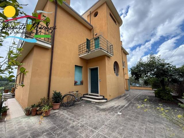 Appartamento QUADRILOCALE in affitto a Camogli Ge