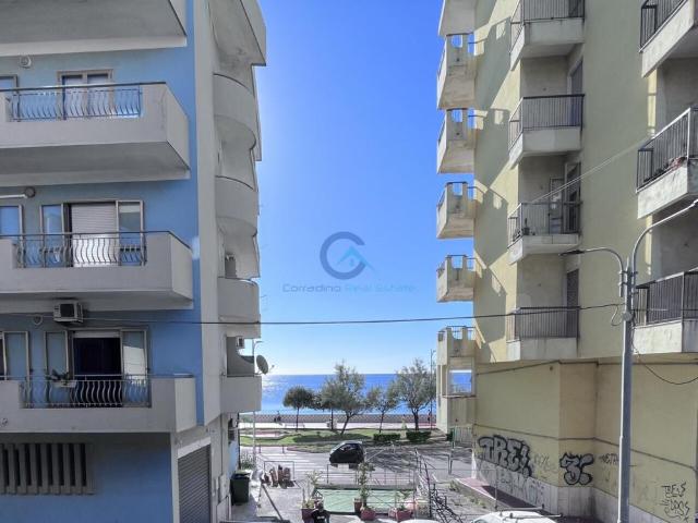 Appartamento QUADRILOCALE in affitto a Catanzaro Cz