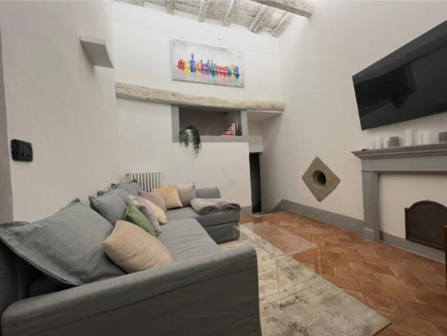 Appartamento QUADRILOCALE in affitto a Firenze Fi