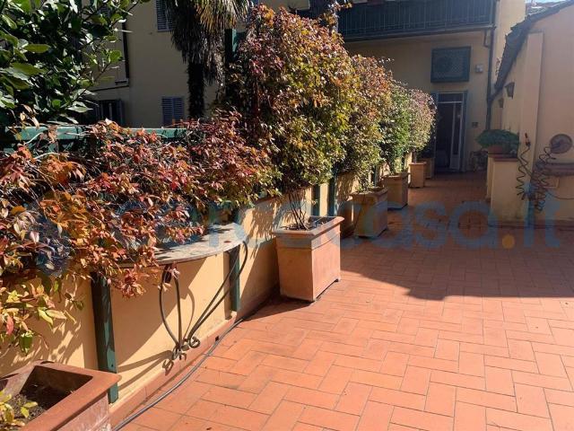 Appartamento Quadrilocale in affitto a Firenze