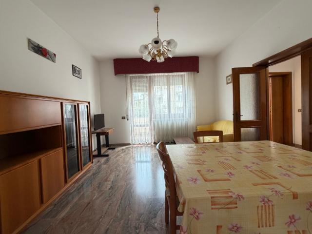 Appartamento QUADRILOCALE in affitto a Francavilla al Mare Ch