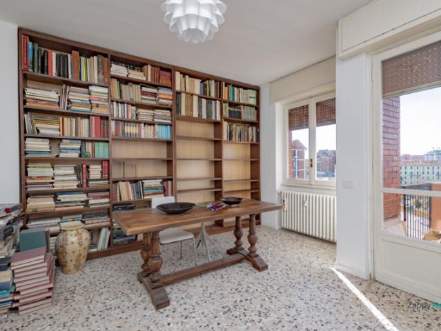 Appartamento QUADRILOCALE in affitto a Milano Mi