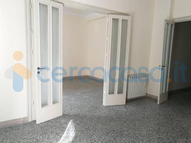 Appartamento Quadrilocale in affitto a Palermo