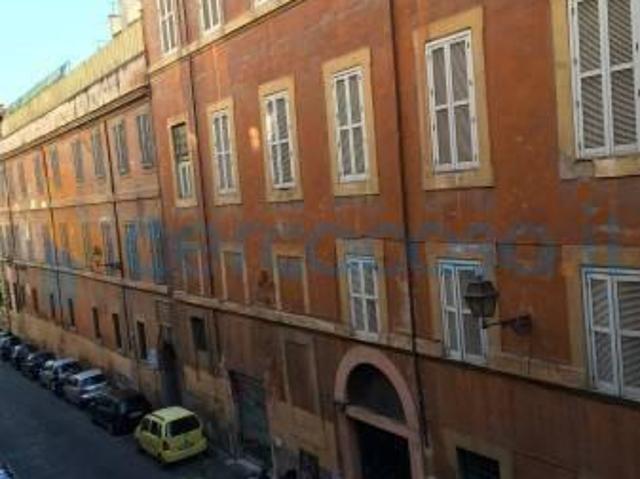 Appartamento Quadrilocale in affitto a Roma