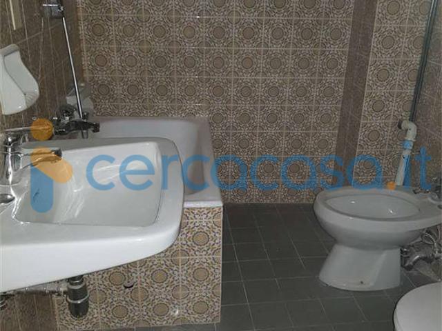 Appartamento Quadrilocale in affitto in Via Del Santo, Padova