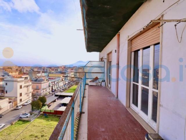Appartamento Quadrilocale in affitto in Via Umbria 77, Napoli
