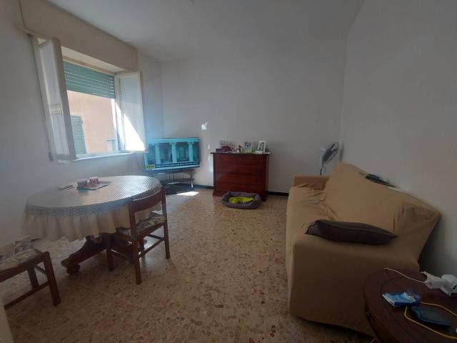 Appartamento Quadrilocale in vendita a Pietra Ligure, Centro storico