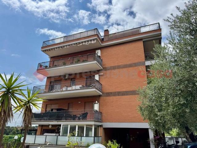 Appartamento Roma. Rif.: Cod. rif 3327654VRG