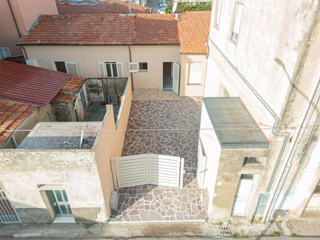 Appartamento ristrutturato a Cascina Pi 90m² Cascina