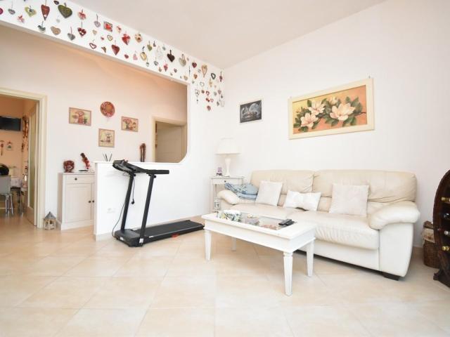 Appartamento ristrutturato, Camaiore lido di