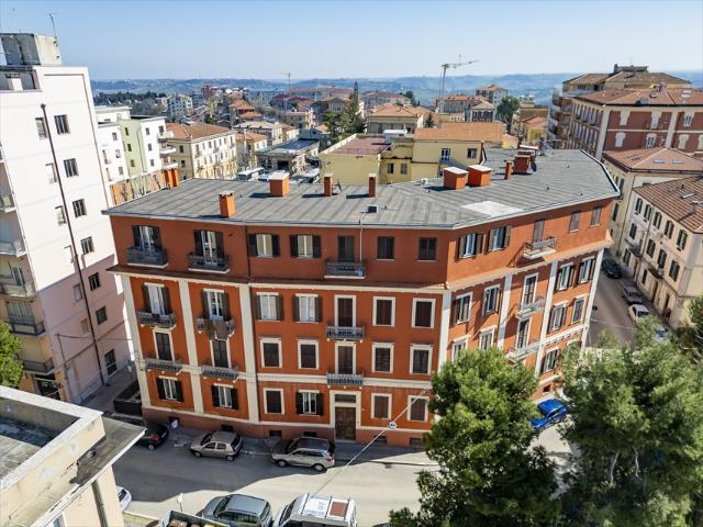 Appartamento ristrutturato in via g. d'aragona 13, Chieti