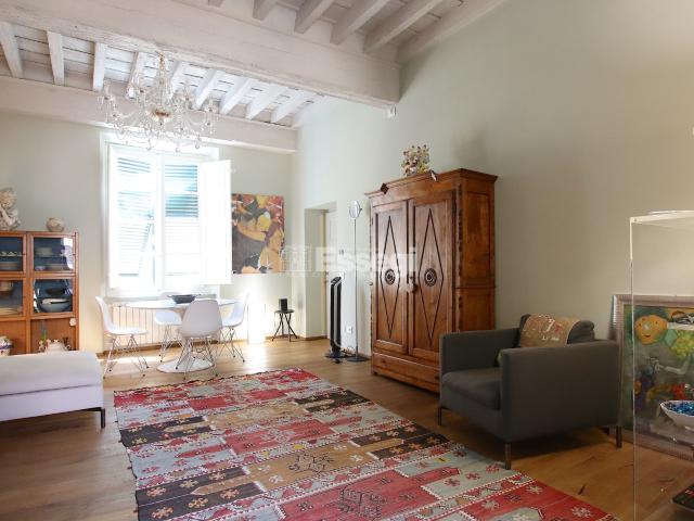 Appartamento ristrutturato in via sant'andrea, Lucca