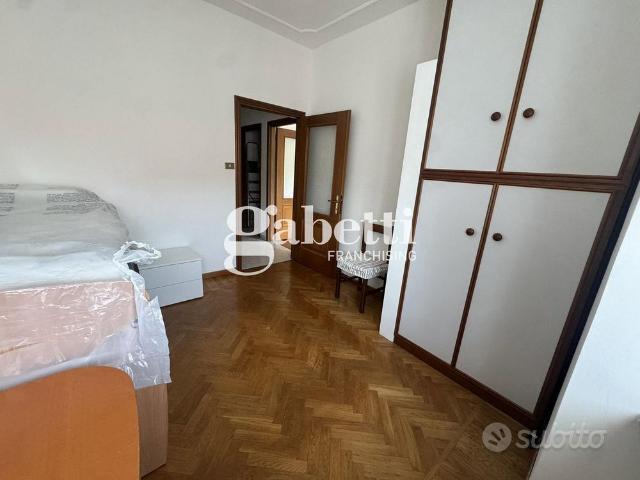 Appartamento Torino [STANZA TIRRENO 157ARG] Santa