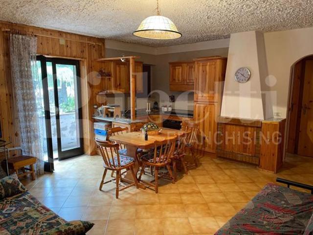 Appartamento Taverna. Rif.: CS027VRG
