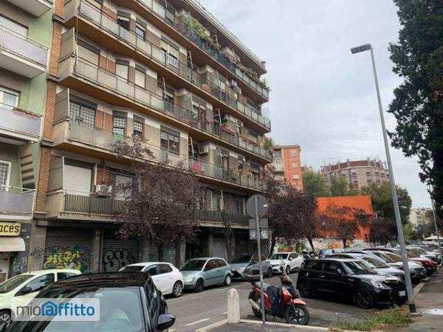 Appartamento Trieste, salario