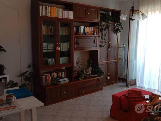 Appartamento trilocale con terrazze e cantina