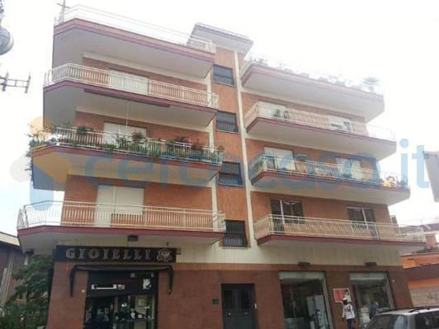 Appartamento Trilocale in ottime condizioni in affitto a Tivoli