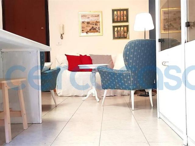 Appartamento Trilocale in ottime condizioni in affitto a Aci Castello