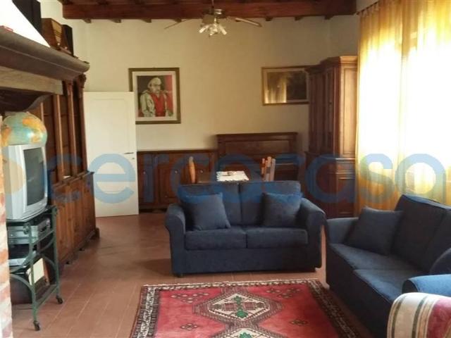 Appartamento Trilocale in ottime condizioni in affitto a Gambassi Terme