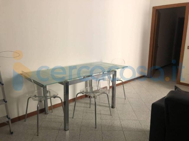 Appartamento Trilocale in ottime condizioni, in affitto in Corso Vecchio, Terni