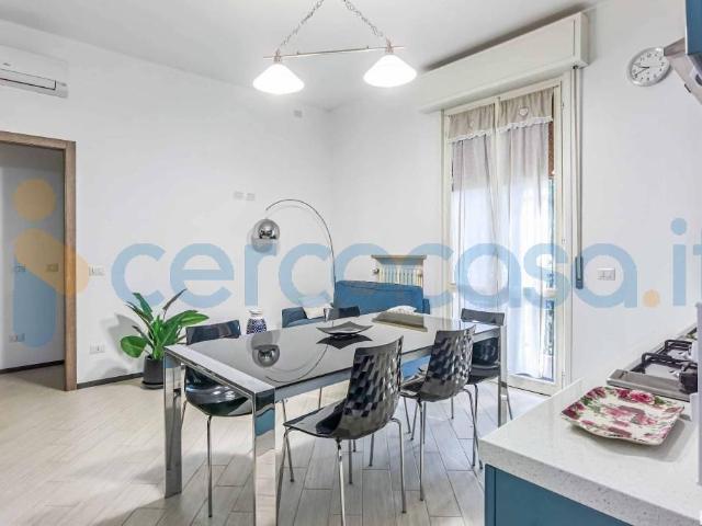 Appartamento Trilocale in ottime condizioni, in affitto in Piazza Giancarlo Rastelli, Parma