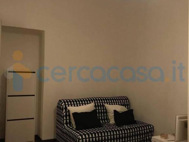 Appartamento Trilocale in ottime condizioni, in affitto in Via Antonio Kramer 13, Milano