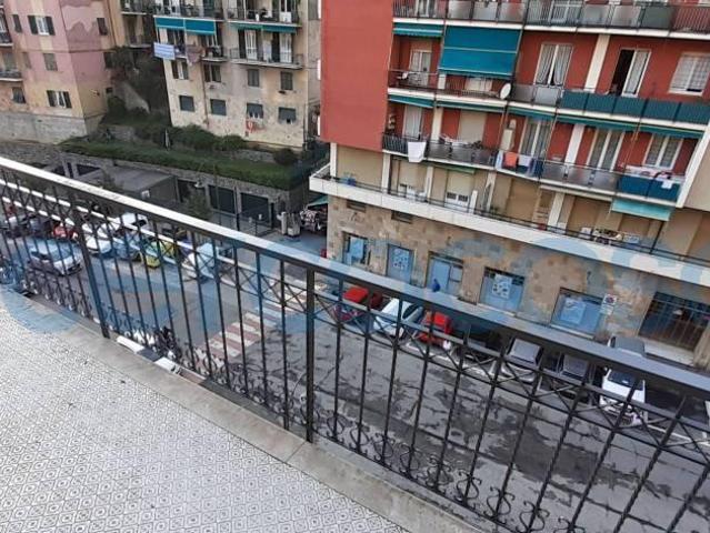 Appartamento Trilocale in ottime condizioni, in affitto in Via Camillo Benso Di Cavour, Bogliasco