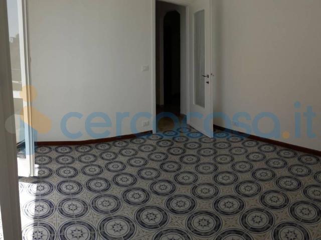 Appartamento Trilocale in ottime condizioni, in affitto in Via Camillo Benso Di Cavour, Bogliasco