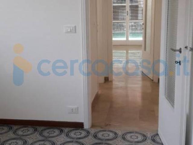 Appartamento Trilocale in ottime condizioni, in affitto in Via Camillo Benso Di Cavour, Bogliasco