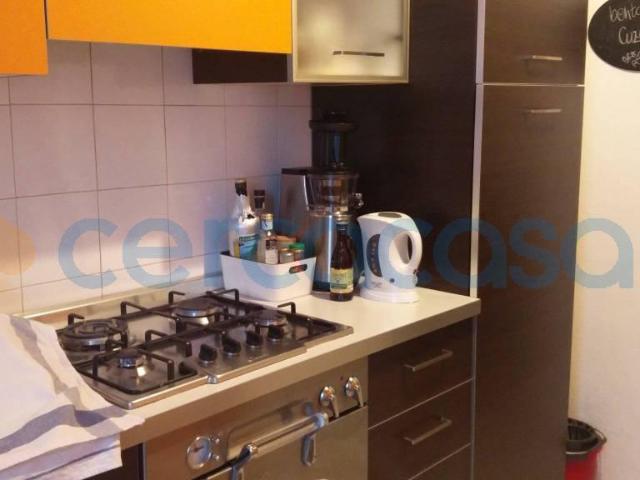Appartamento Trilocale in ottime condizioni, in affitto in Via Carlo Goldoni, Milano