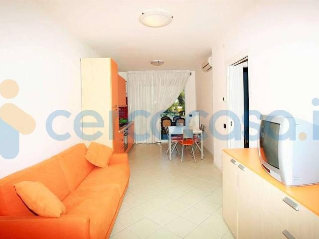 Appartamento Trilocale in ottime condizioni, in affitto in Via Giovanni Comisso 1, Jesolo