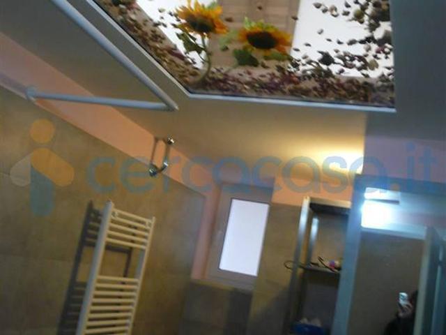 Appartamento Trilocale in ottime condizioni, in affitto in Via Luciano Manara 25, Roma