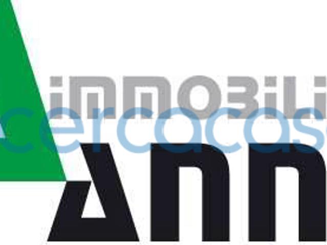 Appartamento Trilocale in ottime condizioni, in affitto in Via Roma, Padova