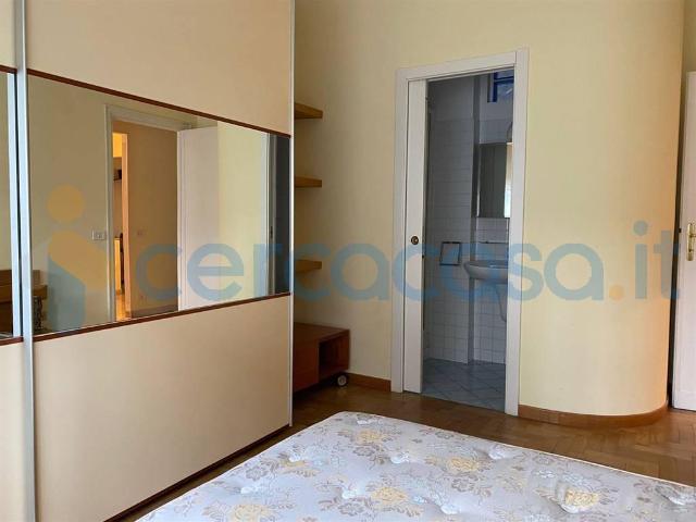 Appartamento Trilocale in ottime condizioni, in affitto in Via Suvereto 332, Roma