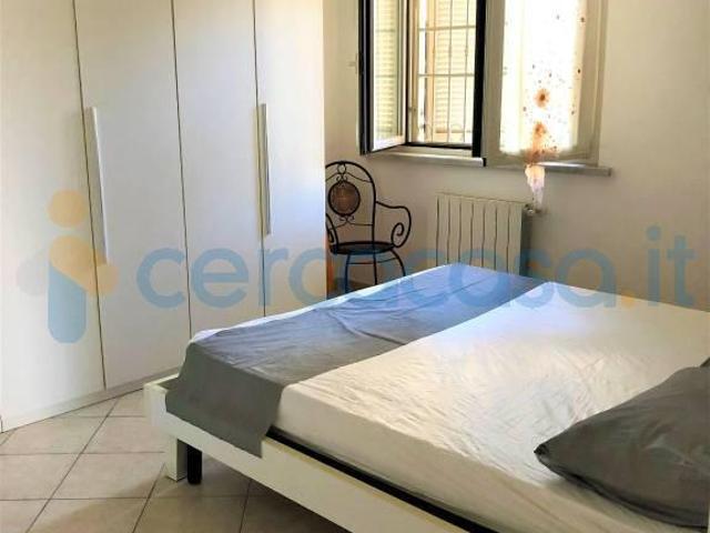 Appartamento Trilocale in ottime condizioni, in affitto in Via San Leonardo, Massa