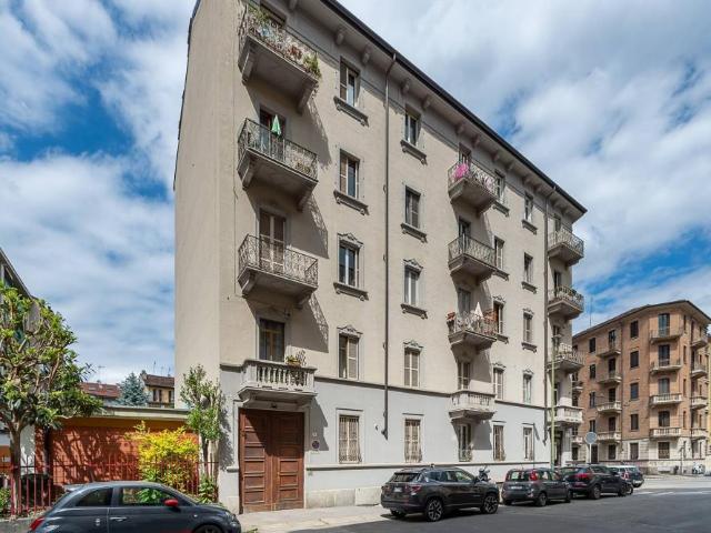 Appartamento TRILOCALE in affitto a Torino To