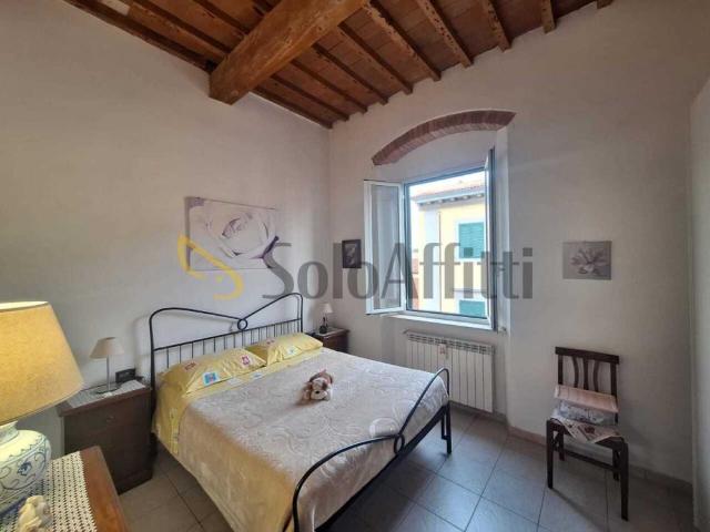 Appartamento TRILOCALE in affitto a Contrada defenza Li