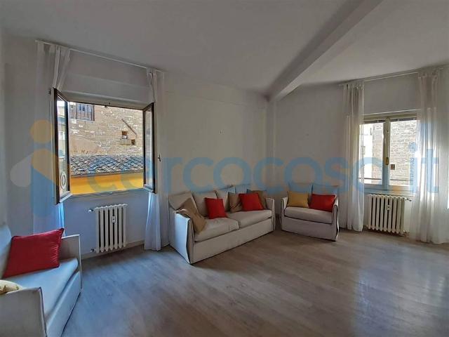 Appartamento Trilocale in affitto a Firenze
